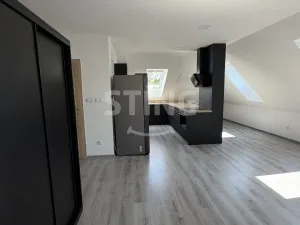 Pronájem bytu 3+kk, Ostrava, Zárubecká, 79 m2