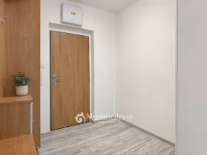 Pronájem bytu 2+kk, Znojmo, Jarošova, 44 m2