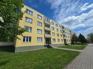 Prodej bytu 3+1, Postoloprty, Jiráskovo náměstí, 65 m2