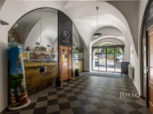 Pronájem obchodního prostoru, Uherské Hradiště, Masarykovo náměstí, 41 m2