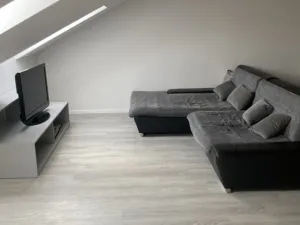 Pronájem bytu 1+kk, Králův Dvůr, Tyršova, 54 m2
