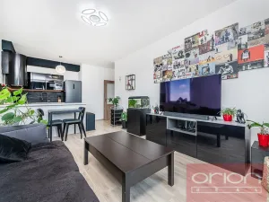 Prodej bytu 3+kk, Praha - Kyje, Sicherova, 72 m2