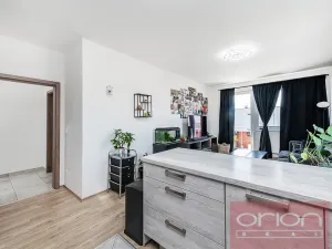 Prodej bytu 3+kk, Praha - Kyje, Sicherova, 72 m2