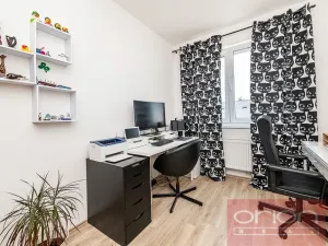 Prodej bytu 3+kk, Praha - Kyje, Sicherova, 72 m2