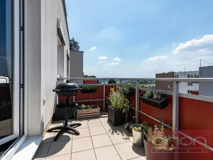 Prodej bytu 3+kk, Praha - Kyje, Sicherova, 72 m2