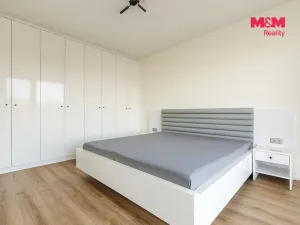Pronájem bytu 2+kk, Kladno, Ke křížku, 54 m2