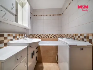 Pronájem bytu 2+kk, Praha, Bruslařská, 40 m2