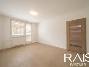 Prodej bytu 3+1, Hustopeče, Větrná, 75 m2