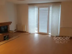 Pronájem rodinného domu, Praha - Satalice, Kemrova, 149 m2