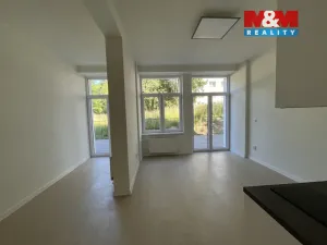Pronájem bytu 2+kk, Kopřivnice, Komenského, 70 m2