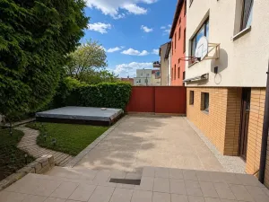 Pronájem bytu 2+kk, Brno, Potácelova, 67 m2