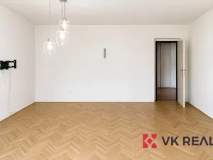 Pronájem bytu 2+1, Praha - Suchdol, Internacionální, 68 m2