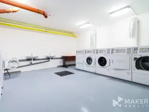 Pronájem bytu 1+kk, Praha - Smíchov, Křížová, 18 m2