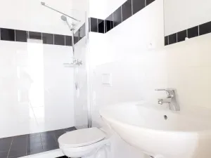Pronájem bytu 1+kk, Praha - Smíchov, Křížová, 27 m2