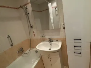 Pronájem bytu 2+1, Třebíč - Nové Dvory, Novodvorská, 47 m2