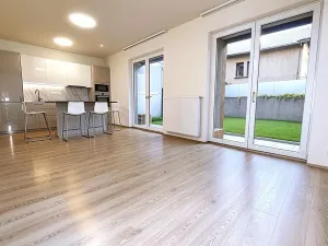 Prodej bytu 2+kk, Praha - Vršovice, Petrohradská, 114 m2