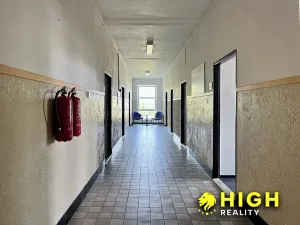 Pronájem kanceláře, Dýšina, 490 m2