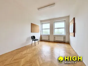 Pronájem kanceláře, Dýšina, 490 m2