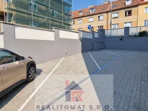 Prodej garáže, Praha - Motol, Podhorská, 15 m2