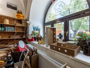Pronájem obchodního prostoru, Uherské Hradiště, Masarykovo náměstí, 41 m2