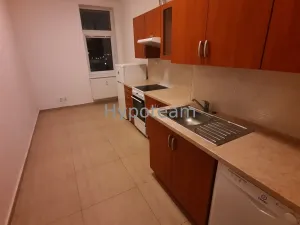 Pronájem bytu 2+1, Ústí nad Labem - Ústí nad Labem-centrum, Jateční, 63 m2