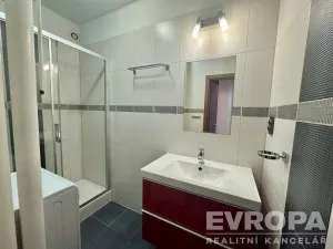 Pronájem bytu 2+kk, Plzeň - Východní Předměstí, náměstí Generála Píky, 54 m2