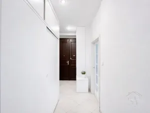 Pronájem bytu 2+1, Praha - Vinohrady, Francouzská, 63 m2