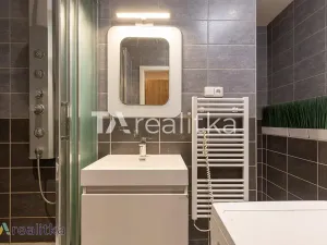 Prodej bytu 3+1, Orlová, Adamusova, 65 m2