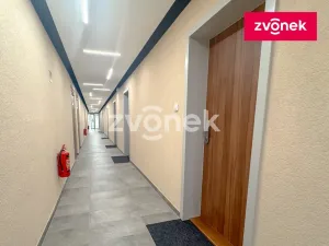 Pronájem bytu 1+kk, Zlín, Nad Stráněmi, 37 m2