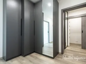 Pronájem bytu 3+kk, Praha - Záběhlice, Zvolenská, 78 m2