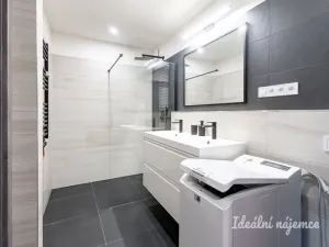 Pronájem bytu 3+kk, Praha - Záběhlice, Zvolenská, 78 m2