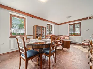Prodej obchodního prostoru, Jičín, 286 m2