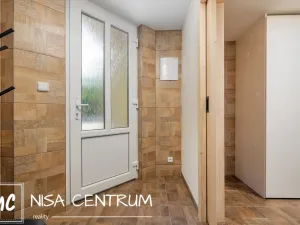 Prodej obchodního prostoru, Jablonec nad Nisou, Souběžná, 27 m2