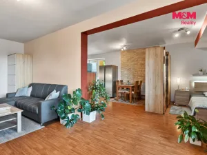 Prodej bytu 2+kk, Liberec - Liberec VI-Rochlice, Nádvorní, 76 m2