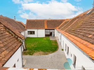 Prodej zemědělské usedlosti, Babice, 809 m2