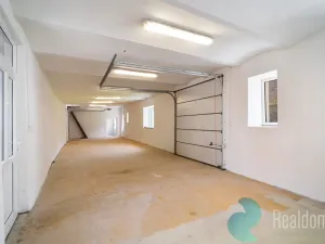Prodej zemědělské usedlosti, Babice, 616 m2