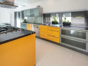 Prodej rodinného domu, Neratovice, Seifertova, 274 m2