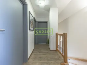 Prodej bytu 4+kk, Jiřice, 99 m2