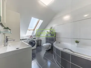 Prodej bytu 4+kk, Jiřice, 99 m2