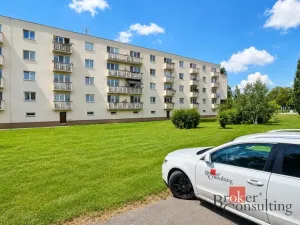 Pronájem bytu 2+1, Hradec Králové, Labská kotlina, 50 m2