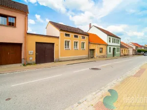 Prodej atypického bytu, Trhové Sviny, Nové město, 210 m2