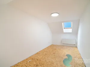Prodej atypického bytu, Trhové Sviny, Nové město, 210 m2