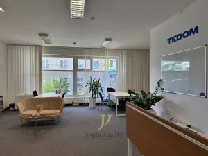 Pronájem kanceláře, Olomouc, Fibichova, 81 m2