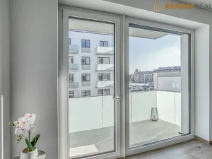 Pronájem bytu 2+kk, Olomouc, Třída Jiřího Pelikána, 50 m2