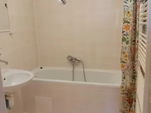 Pronájem bytu 3+kk, Praha - Dejvice, Evropská, 85 m2