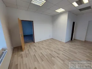 Pronájem bytu 2+kk, Krnov - Pod Cvilínem, Opavská, 46 m2