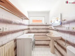 Prodej rodinného domu, Karlovice, 220 m2