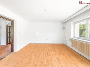 Prodej rodinného domu, Karlovice, 220 m2