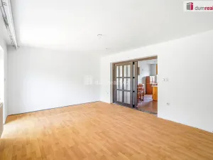 Prodej rodinného domu, Karlovice, 220 m2