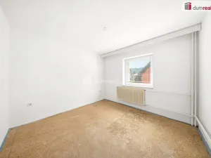 Prodej rodinného domu, Karlovice, 220 m2